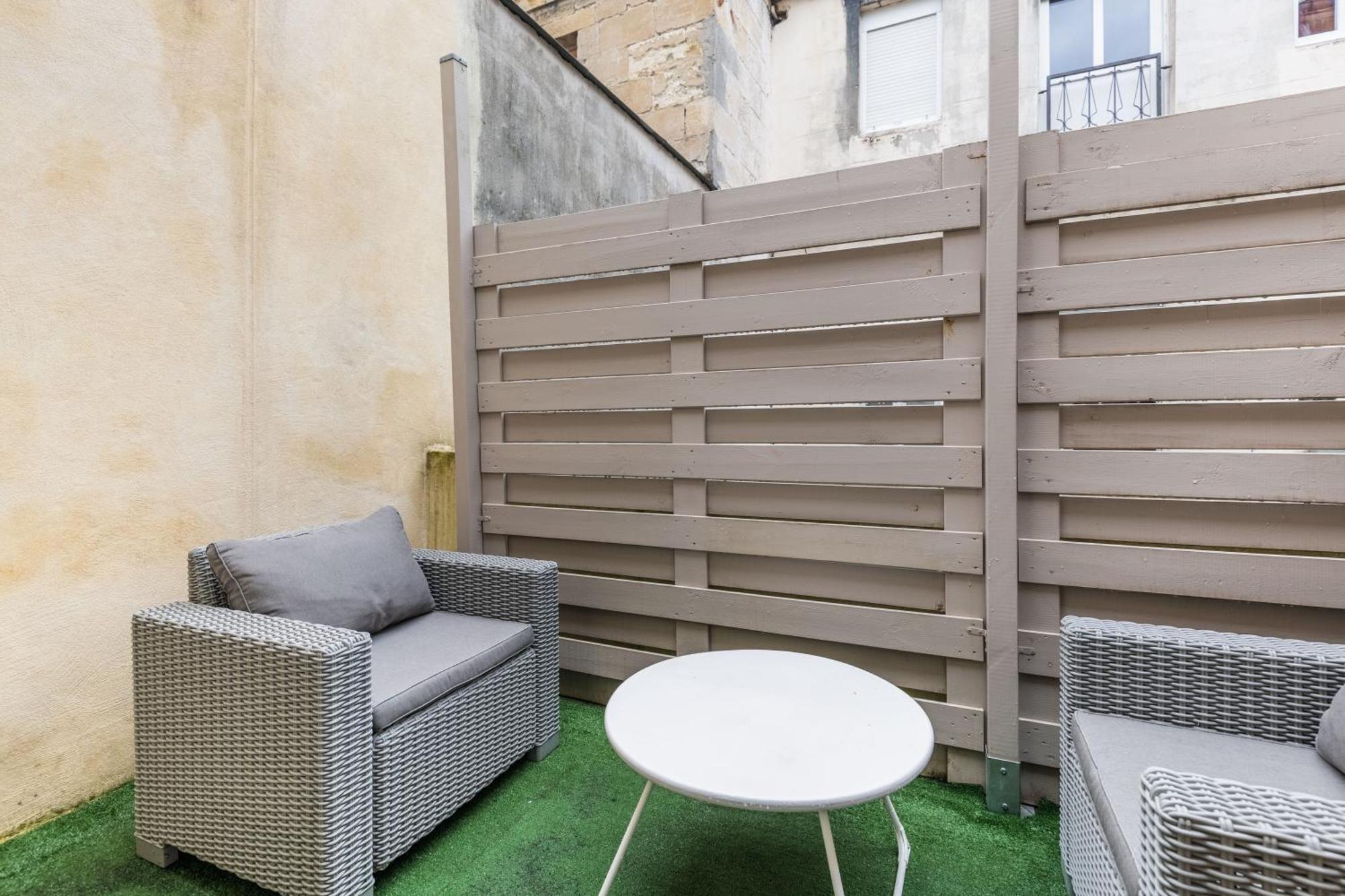 Studio En Duplex-Aircon-Terrasse-Parking-Calme Bordeaux Kültér fotó